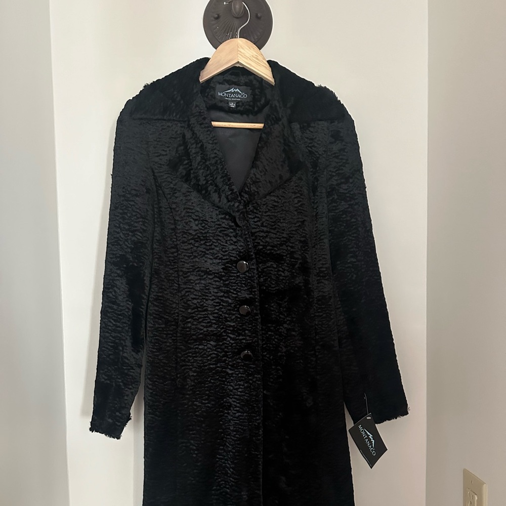MONTANACO BUTTE MONTANA Faux Fur Coat Size M New With Tags Black.